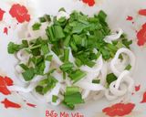 Hình bước làm 3 của món Bánh canh mực,giò sống và nấm