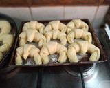 Foto del paso 5 de la receta: Medialunas de Manteca