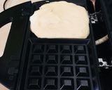 A picture of step 8 of Bacon waffle.