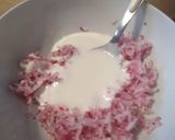 Une image de l'étape 2 de Tzatziki de radis rose.