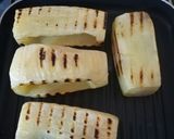 Foto del paso 5 de la receta: Lomo envuelto en panceta con cajita de papa rellena y cebollas