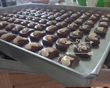 Foto langkah ke 5 dari resep Choco Cashew Cookies.