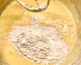 Foto del paso 4 de la receta: Pastel cuatro cuartos con manzana