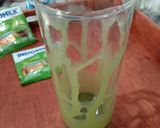 Foto langkah ke 1 dari resep Sparkling Creamy Matcha.
