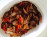 Foto del paso 4 de la receta: Lomo encebollado peruano