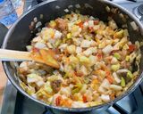 Une image de l'étape 21 de Soupe de légumes aux aromates, ail frais et fumet de porc.