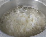 A picture of step 1 of Nepali Soup Thupka.
