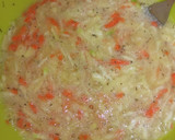 Foto del paso 2 de la receta: Pastel de tortilla de claras con verduras al horno