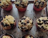Foto langkah ke 6 dari resep Choco Cheese Muffin.