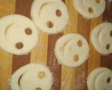 क्रिस्पी सूजी स्माइली (Crispy suji smiley recipe in Hindi) रेसिपी चरण 2 फोटो