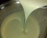 Foto del paso 4 de la receta: Bizcochuelo de leche caliente