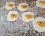 صورة لخطوة 2 من وصفة بريوش على شكل وردة