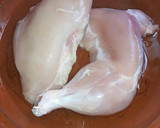 Foto del paso 1 de la receta: Tajín marroquí con pollo 🍗🥕🥔