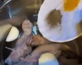 عکس مرحله 1 از دستور خوراک زبان با سس قارچ
