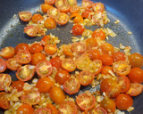 Foto del paso 2 de la receta: Salmón con cherry y parmesano