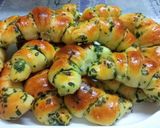 Medvehagymás-mascarponés kiflik recept fázis 6 fotója