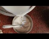 A picture of step 4 of Batawya chi kheer.