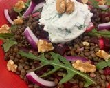 Une image de l'étape 4 de Salade de lentilles et betteraves au chèvre frais persillé.