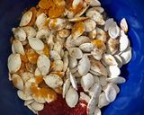 Foto del paso 3 de la receta: Semillas de calabaza tostadas especiadas