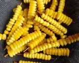 A picture of step 2 of Crispy Corn Masala.