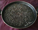 Foto del paso 6 de la receta: Arroz negro con chipirones y sals alioli
