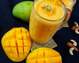 A picture of step 5 of Mango Shake.