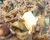 Foto del paso 3 de la receta: Cabeza de lomo de cerdo 🐷 con setas y alcachofas 🍽️🍄