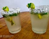 A picture of step 4 of Virgin mojito mocktails.