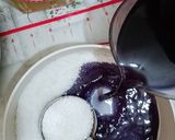 Foto langkah ke 6 dari resep Puding Susu Yogurt with Edible Flower / Hantaran / Gift.