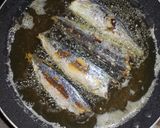 Foto langkah ke 1 dari resep Pindang, Telur Ceplok Bumbu Sarden.