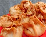 Foto langkah ke 5 dari resep Pangsit Goreng Isi.