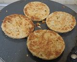 A picture of step 6 of Jawarichi Thecha Bhakri.