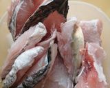 Foto del paso 1 de la receta: Caldo de pescado 🐟🍲