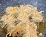 Gambar langkah 3 resipi 👩🍳Cucur Udang Tambah Bawang🧅.