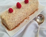 Une image de l'étape 8 de Buche chocolat blanc - framboise - crémeux pistache.