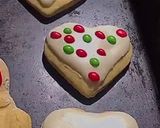 Foto del paso 4 de la receta: Galletas navideñas 🎄🎅🏼 con glasé real