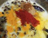 A picture of step 5 of Kala chana besan curry.
