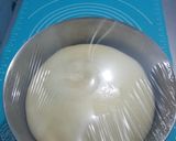 Foto langkah ke 2 dari resep Donat Kepang.