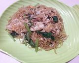 Foto langkah ke 6 dari resep Bihun goreng telur bebek.