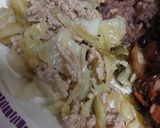 A picture of step 2 of Cabbage and Ground Pork.