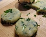 Medvehagymás pogácsa🐇🐤 (vegán) recept fázis 2 fotója