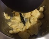 Fánkkoszorú recept fázis 2 fotója