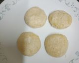 A picture of step 1 of Kashi Chat Bhandar's Chole Tikki Chat.