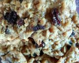 Foto langkah ke 6 dari resep Oat Raisin & Chocochip Cookies (eggless, sugarless, no oven).