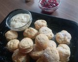 A picture of step 7 of German mini scones.