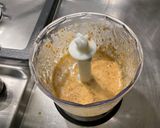 Une image de l'étape 3 de Sauce salade à la moutarde à l'ancienne, ail, soja et persil.