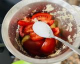 Foto del paso 3 de la receta: Gazpacho de mamá 🍅 🧅 🥒 🧄 🍞