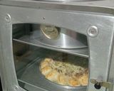 Foto langkah ke 6 dari resep Pizza homemade.