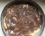 Foto del paso 6 de la receta: TORTA MARMOLADA DE VAINILLA Y CHOCOLATE 🎂
