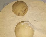 A picture of step 2 of Chilli garlic butter paratha.